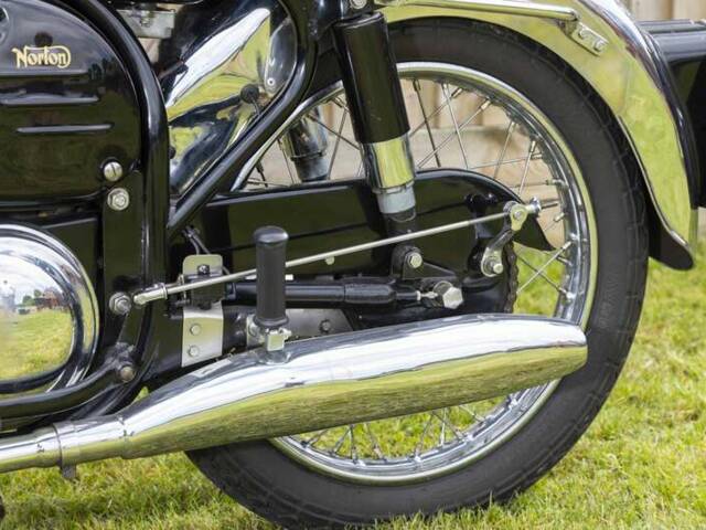 Norton 650 SS