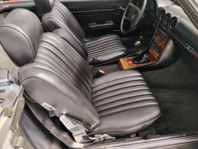 Mercedes-Benz 280 SL