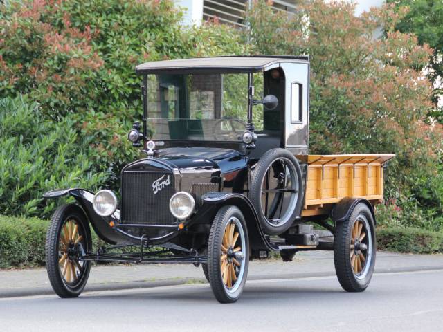 Immagine 1/15 di Ford Model TT (1919)