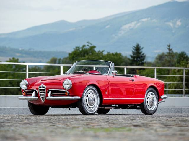 Image 1/44 of Alfa Romeo Giulia 1600 Spider (1963)