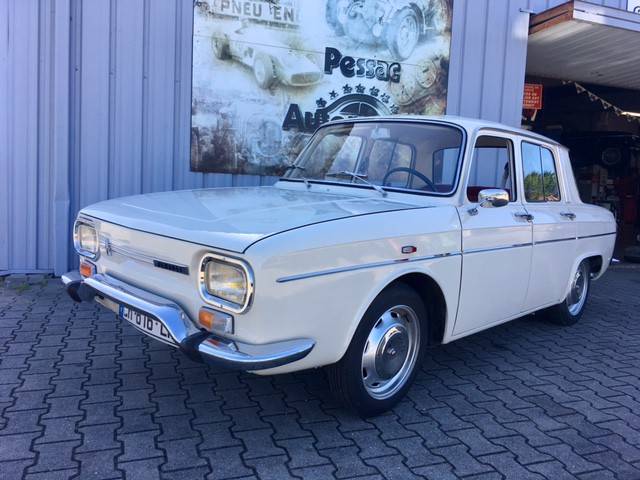 Bild 1/10 von Renault R 10 Major (1969)