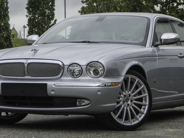 Image 1/8 of Daimler Super Eight (2007)