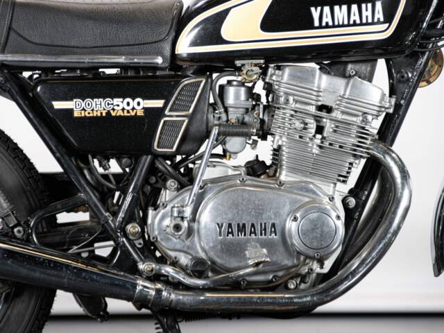 Yamaha TX 500