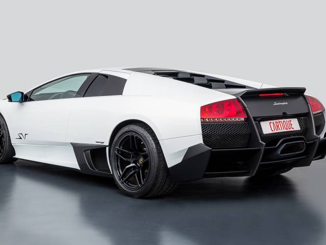 Lamborghini Murciélago LP670-4 SV