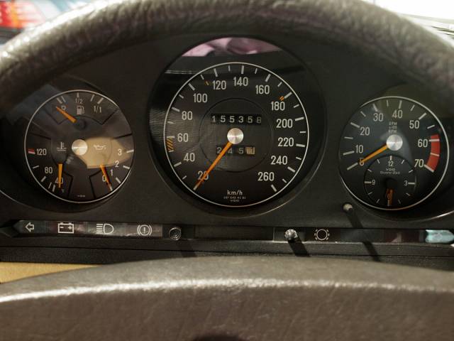 Mercedes-Benz 450 SLC 5,0