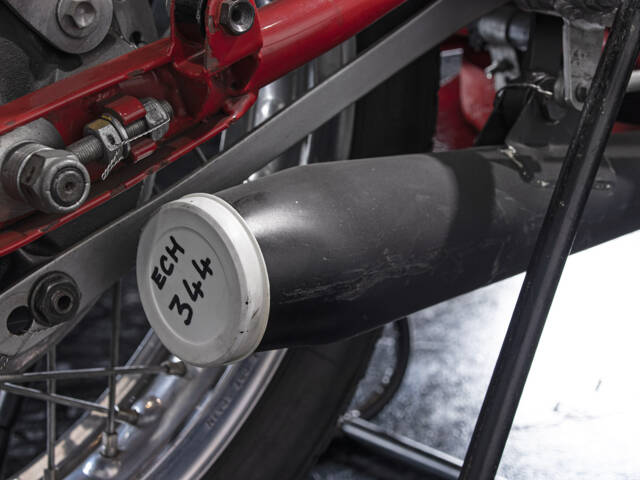 Aermacchi Harley-Davidson Ala d'oro 350