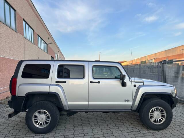 Hummer H3