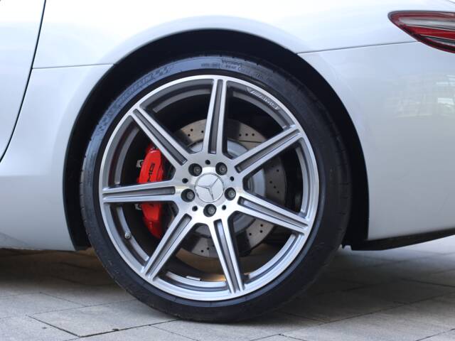 Mercedes-Benz SLS AMG Roadster