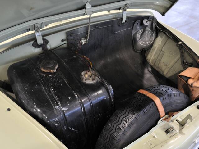FIAT 600