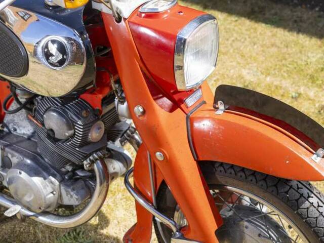 Honda C 72