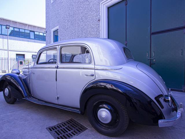 Mercedes-Benz 170 DS