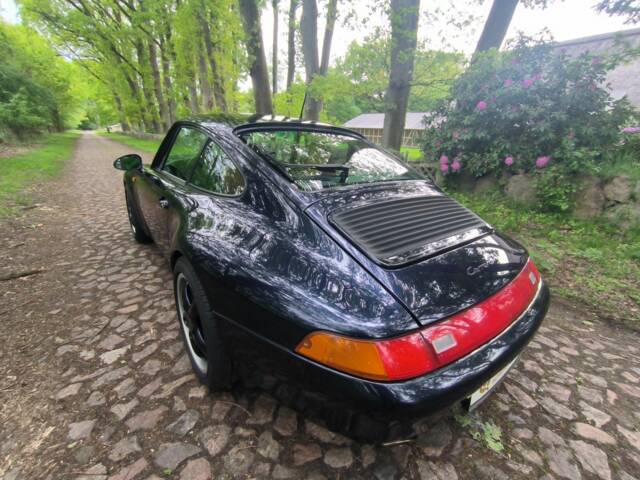 Porsche 911 Carrera