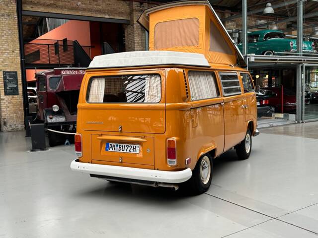 Volkswagen T2b Westfalia