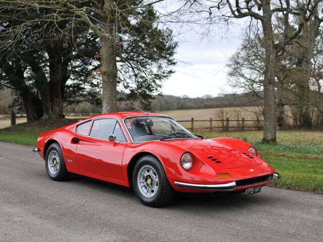 Bild 1/27 von Ferrari Dino 246 GT (1972)