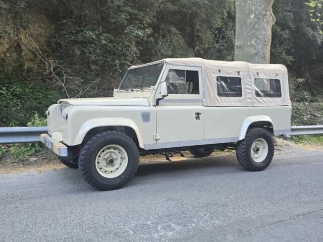 Land Rover 110