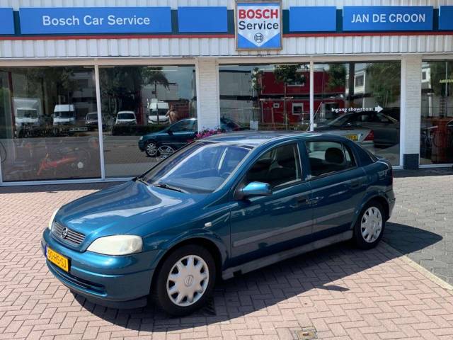 Bild 1/15 von Opel Astra 1,6i (2001)