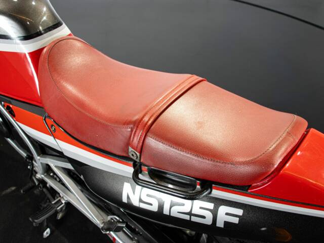 Honda NS 125F
