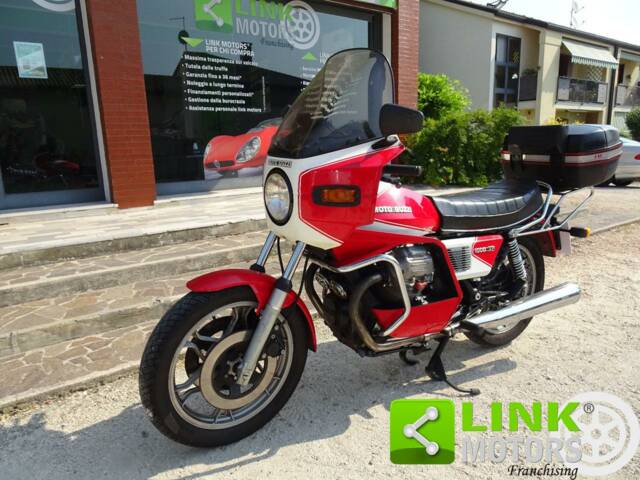 Immagine 1/10 di Moto Guzzi DUMMY (1982)