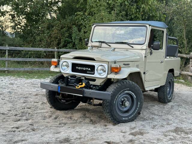 Imagen 1/23 de Toyota Land Cruiser BJ 46 (1983)