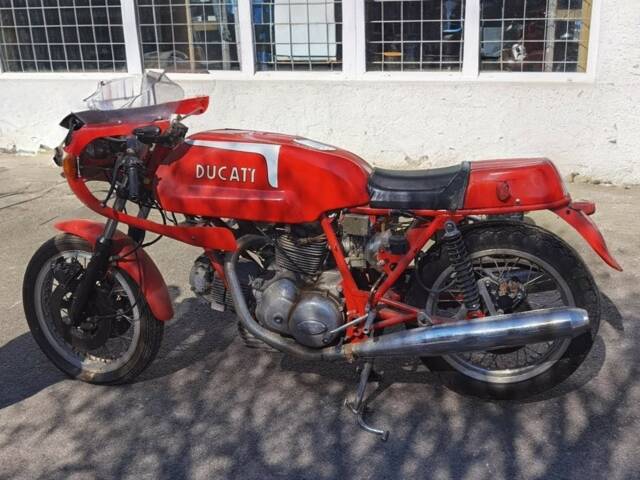 Ducati 750 SS