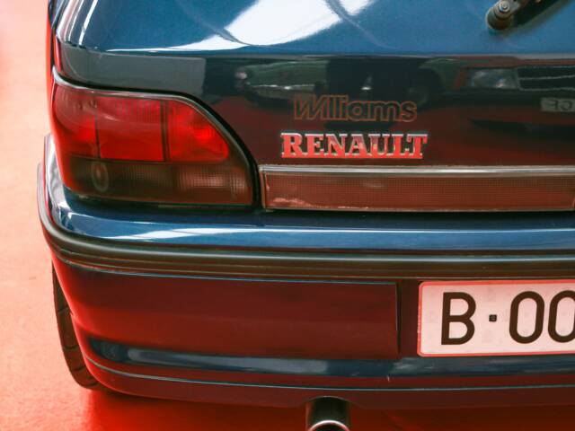 Renault Clio I 1.8 16V
