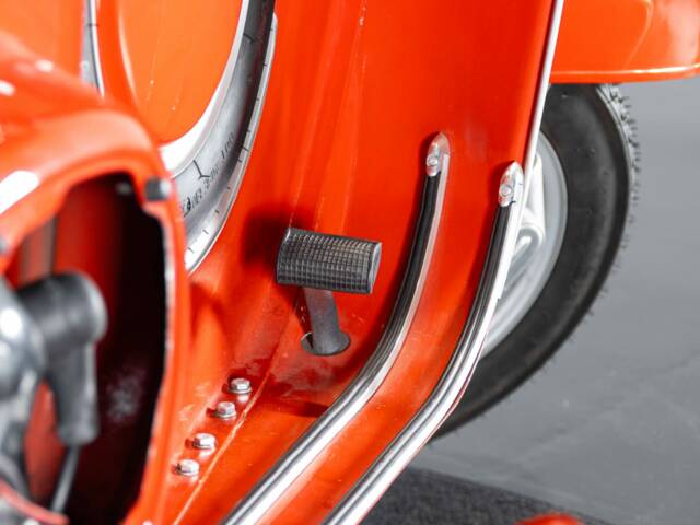 Piaggio Vespa 90 SS