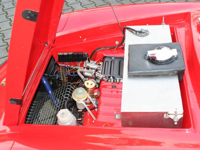 Ginetta G 15