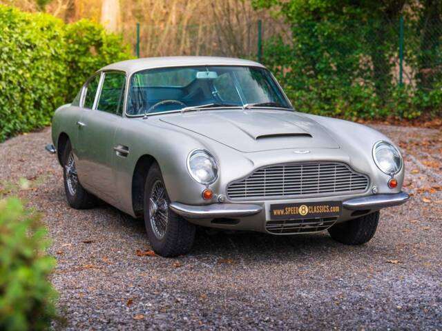 Imagen 1/19 de Aston Martin DB 6 (1968)