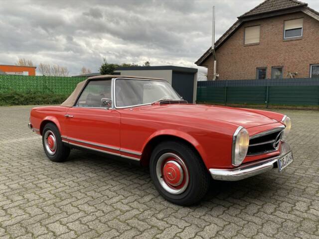 Imagen 1/5 de Mercedes-Benz 230 SL (1964)