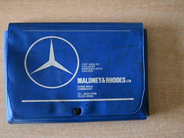 Mercedes-Benz 380 SL