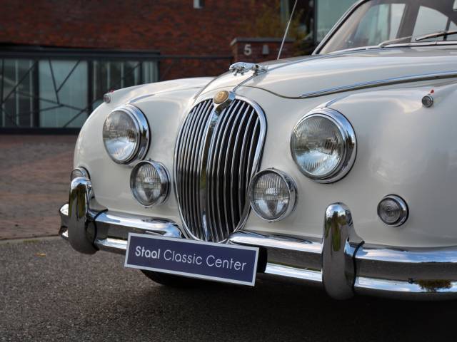 Jaguar Mk II 3.8
