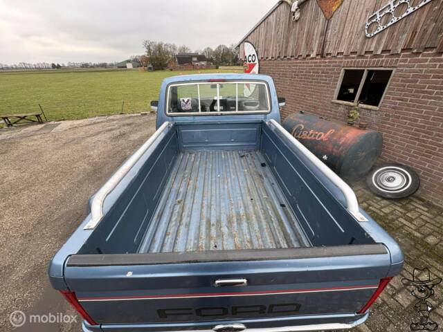 Ford F-150 XL