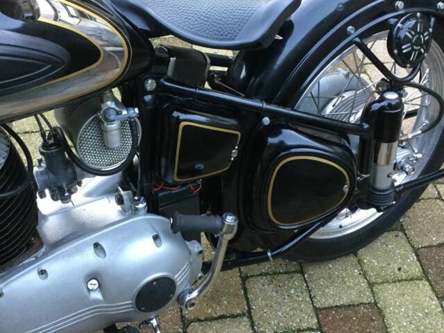 Triumph (TWN) BDG 250 H