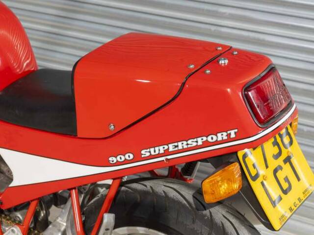 Ducati 900 Supersport