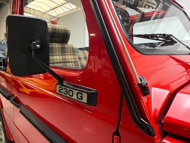 Mercedes-Benz 230 GE (SWB)