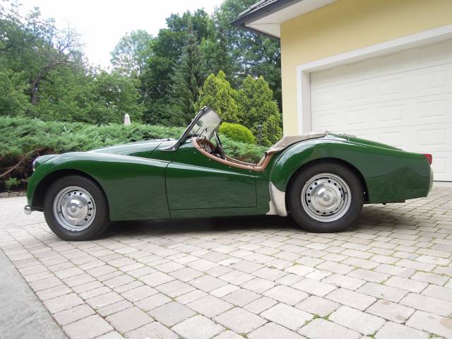 Triumph TR 2