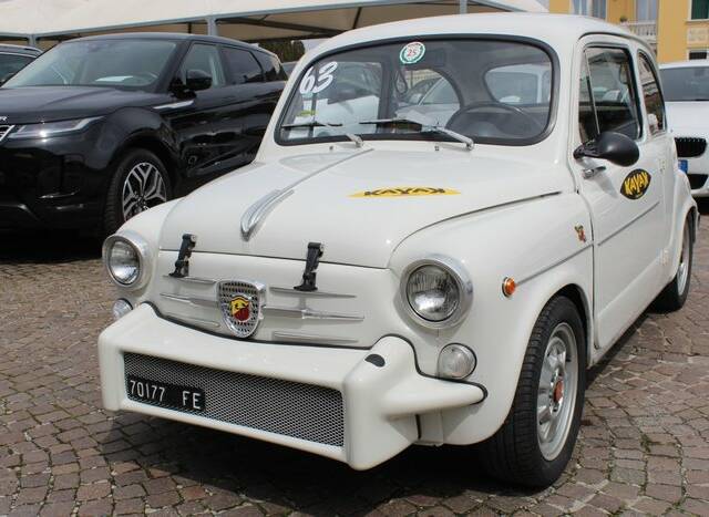 Image 1/7 de FIAT 600 D (1964)