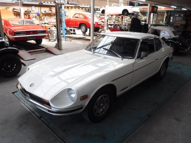 Image 1/49 of Datsun 280-Z (1975)