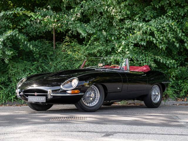Jaguar E-Type 3.8 Flat Floor