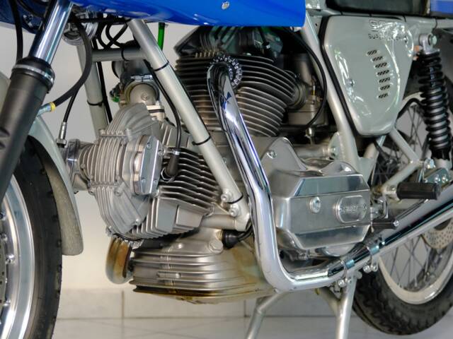 Ducati 900 SS