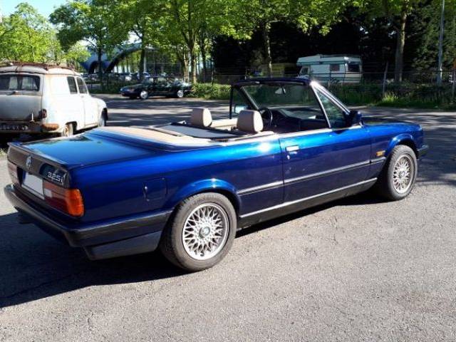 BMW 325i