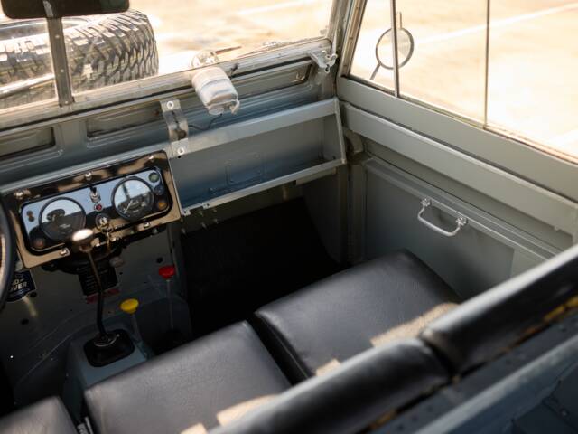 Land Rover 88