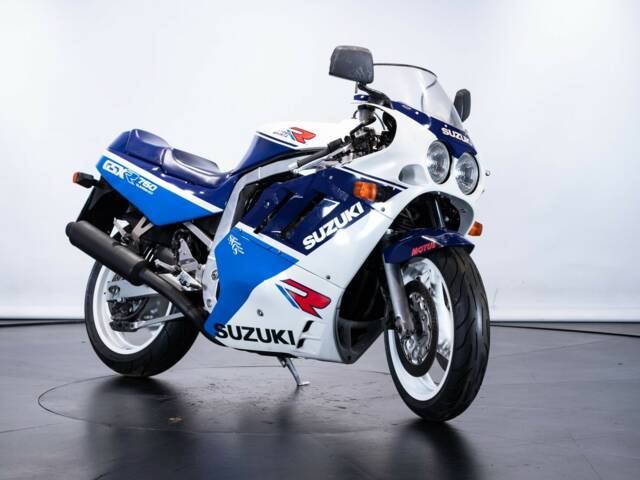 Suzuki GSX-R 750