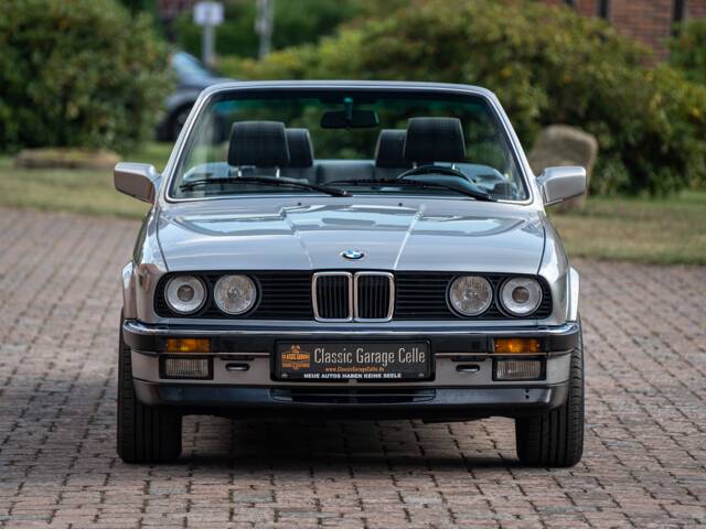 BMW 325i
