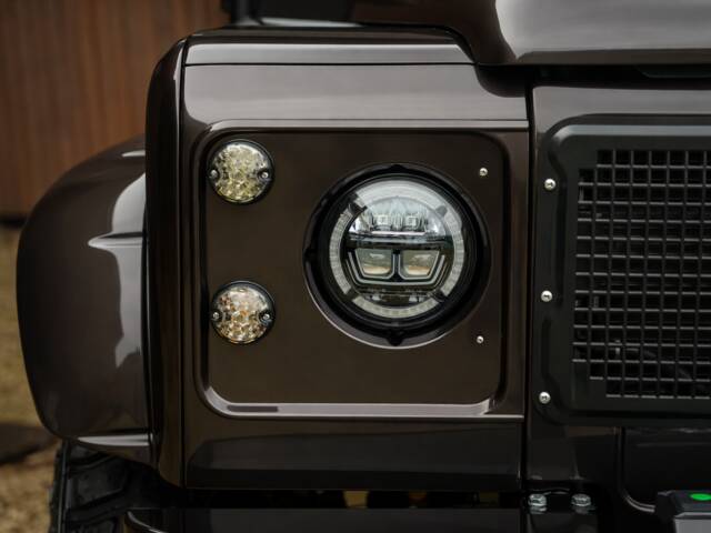 Land Rover 110