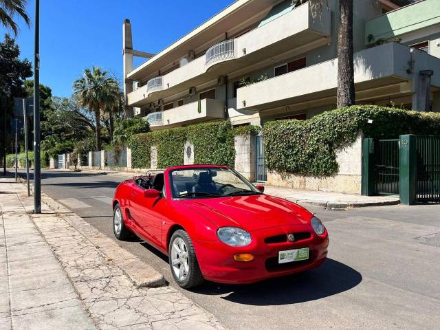 Bild 1/10 von MG F 1.8i (2000)
