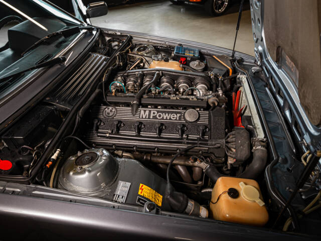 BMW M 635 CSi