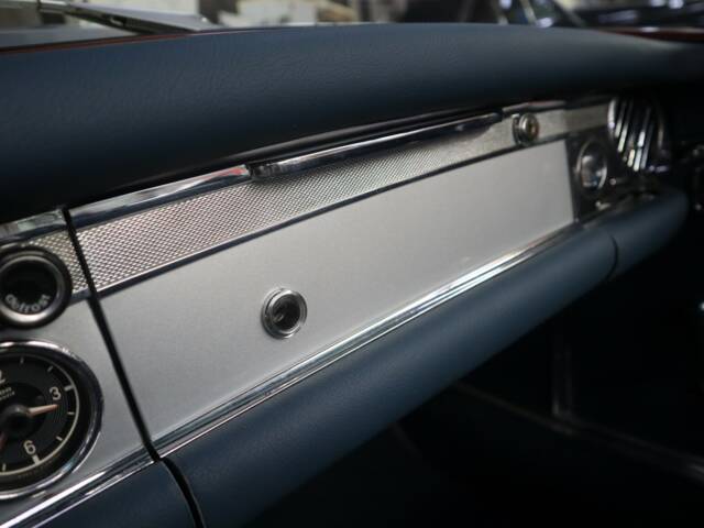 Mercedes-Benz 280 SL