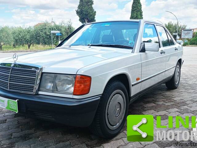 Image 1/10 of Mercedes-Benz 190 (1987)