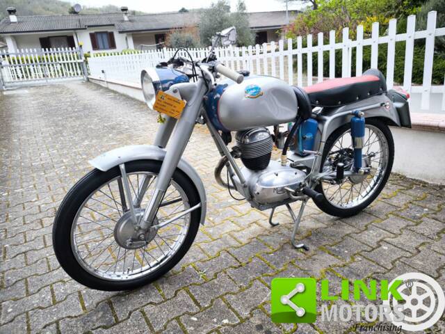 Bild 1/10 von Mondial DUMMY (1954)